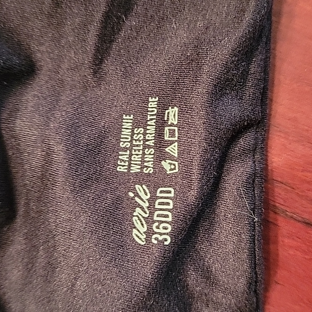 Black Wireless Sunnie Pushup Bra - image 3